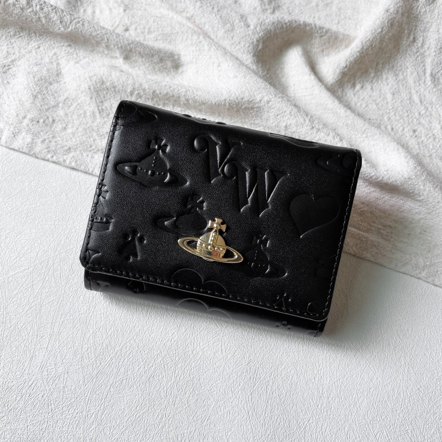 Vintage Vivienne Westwood 絎縫壓紋口金短夾 - Folklore