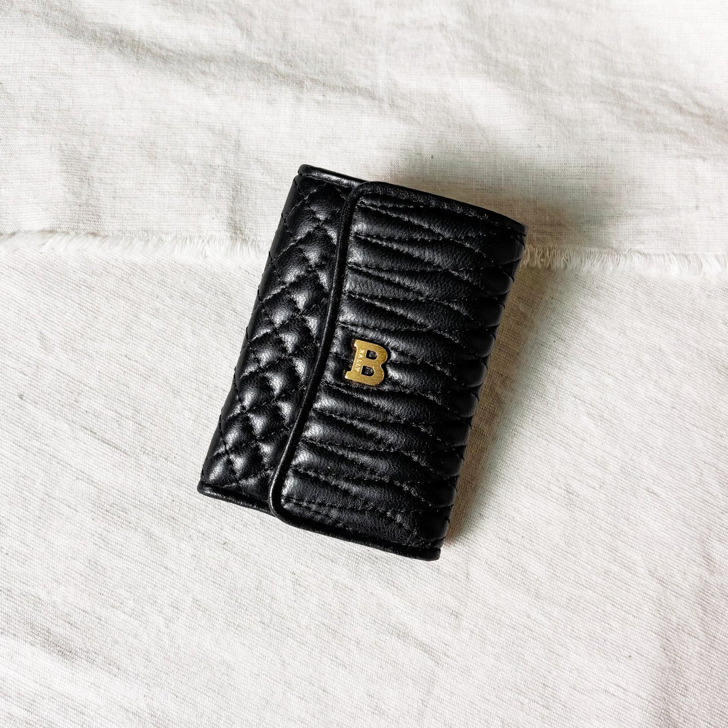 Vintage Bally 黑色小羊皮絎縫鑰匙包 - Folklore