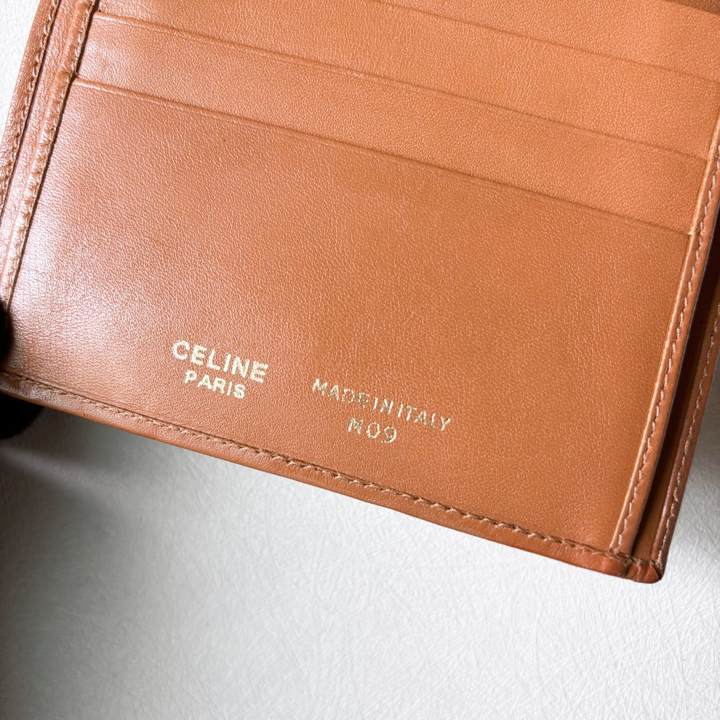 Vintage Celine 淺色老花口金短夾