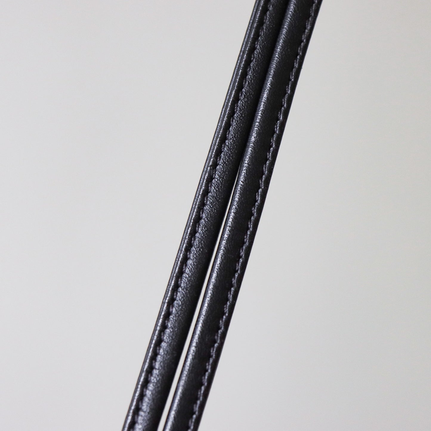 Vintage Coach 黑色迷你斜背小廢包 - Folklore