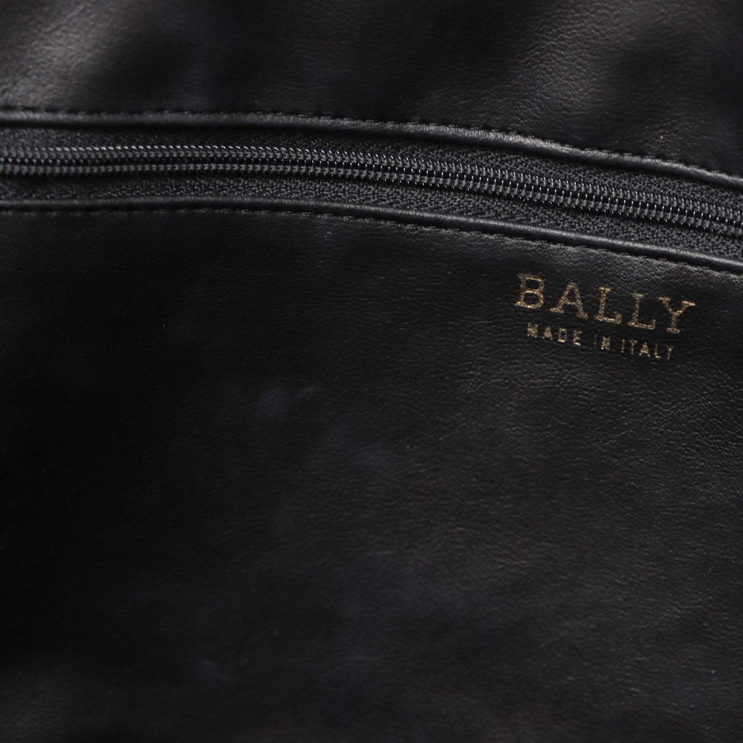 Vintage Bally 灰白色絎縫小羊皮手提包 - Folklore